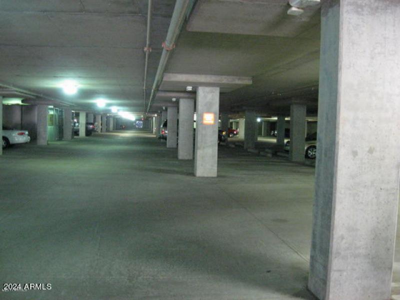 ADERRA PARKING 2