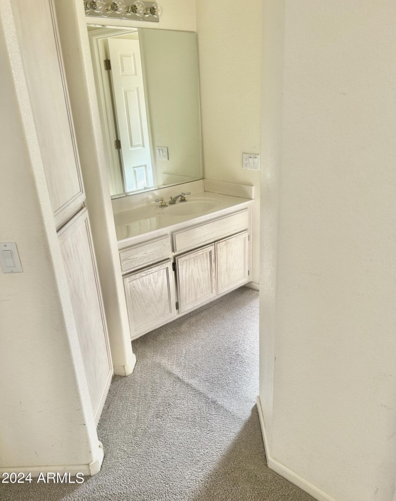 F3D40CF7-FC67-4603-BA89-D698AB566801