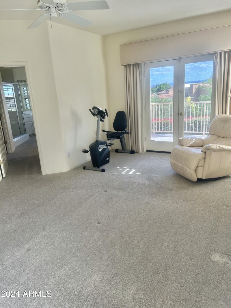 E9A9B738-369D-4710-B8E2-874BD105D9D9