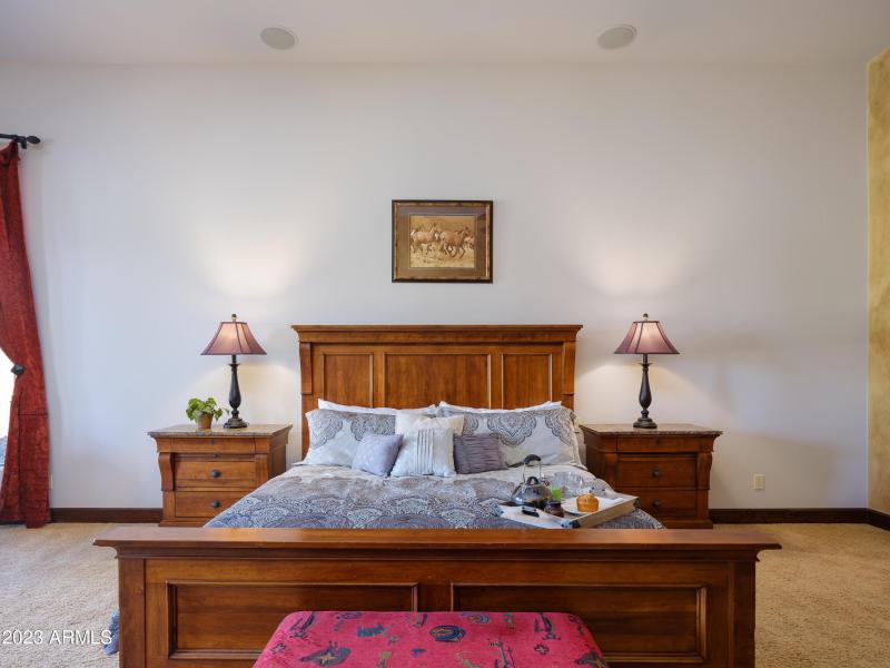 PrImageCo_35982NWillowCrossDr_WEB-16