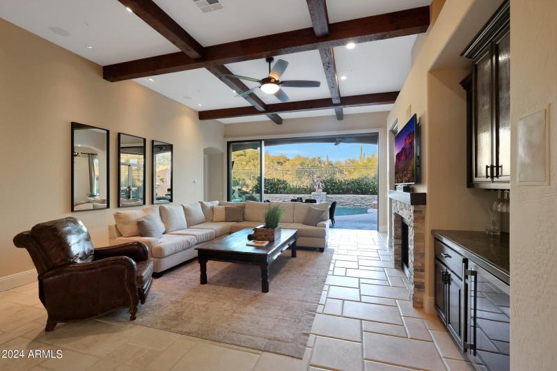 Indoor-Outdoor Living