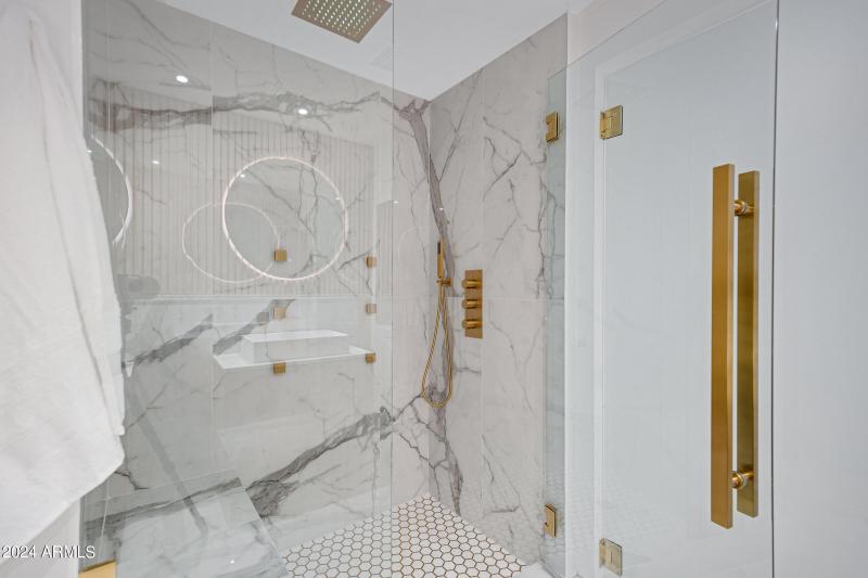 Impressive Shower System