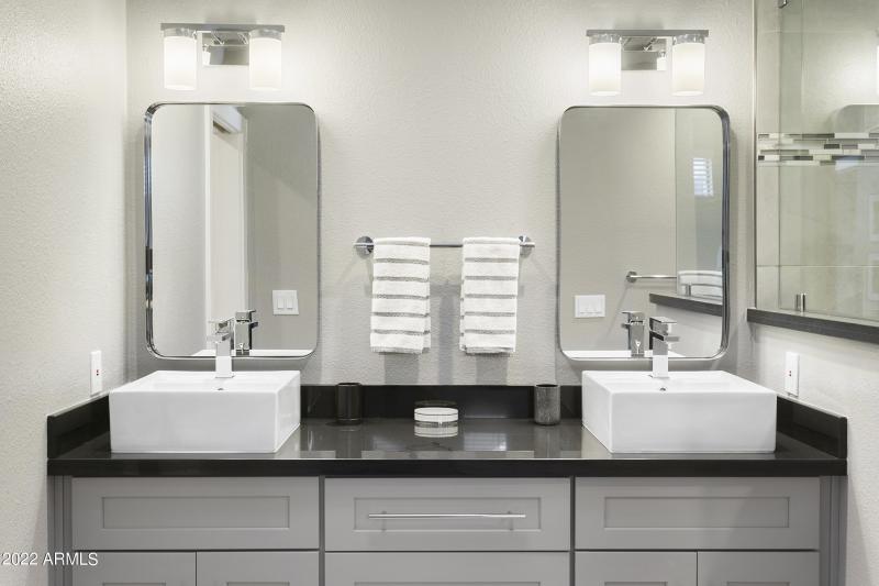 7700EGaineyRanch206-024