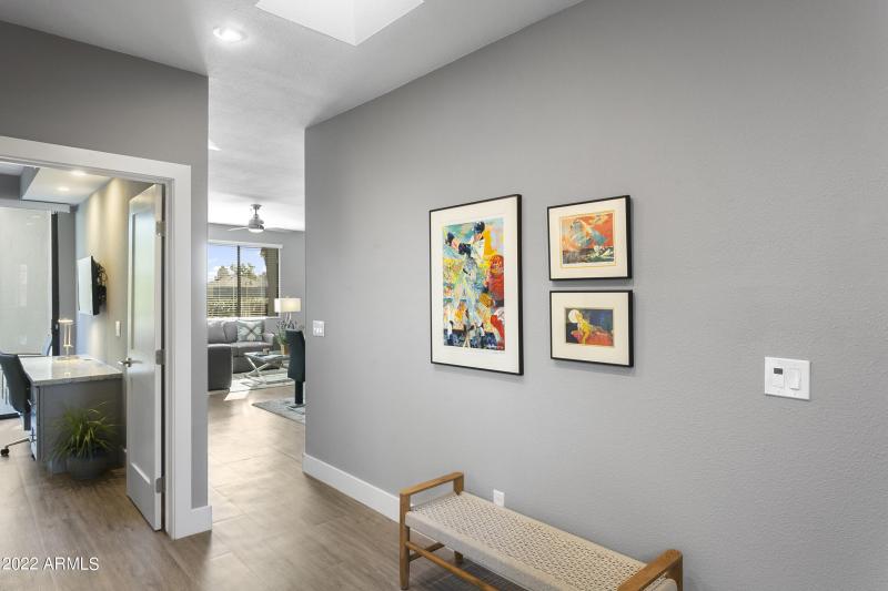 7700EGaineyRanch206-004