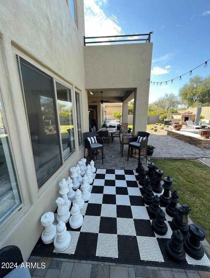 Patio - Chess