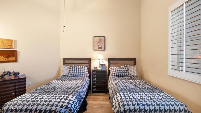 30-web-or-mls-P1053186