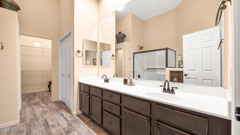 25-web-or-mls-P1053179