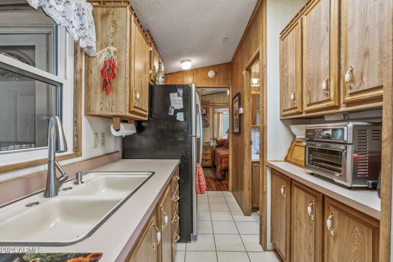 13_17200_W_Bell_L62469_mls