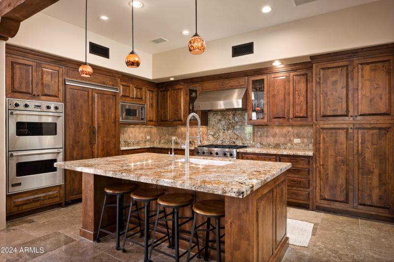 012_38749 N 104th Way12