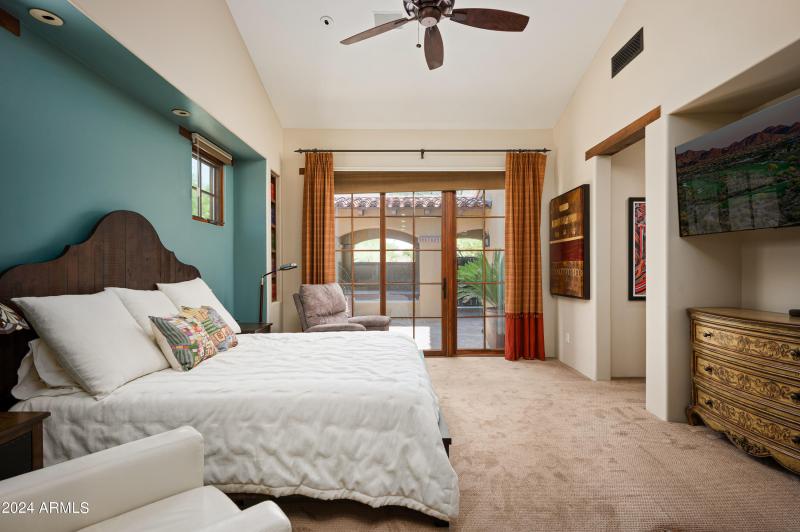 015_38749 N 104th Way21