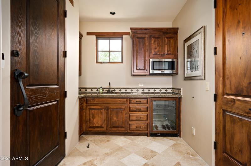 023_38749 N 104th Way34