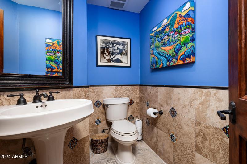 025_38749 N 104th Way18