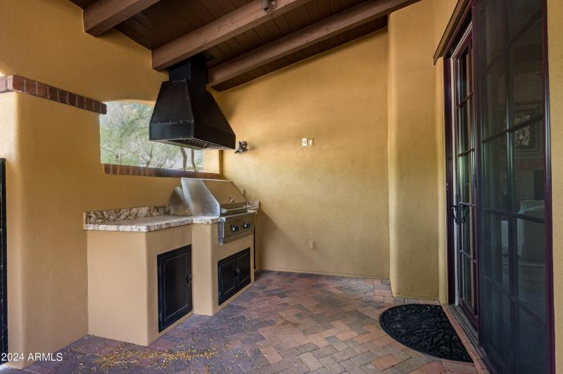 028_38749 N 104th Way37