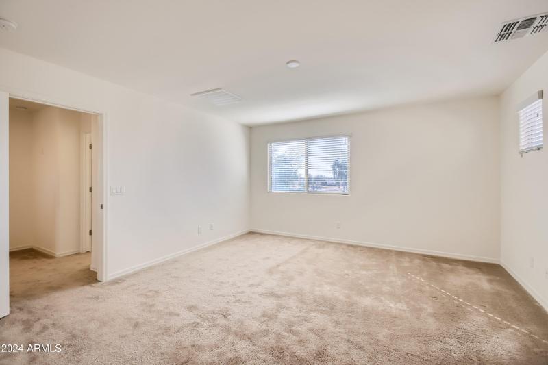 18 2nd Floor Primary Bedroom