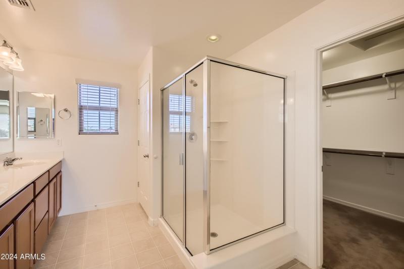 19 2nd Floor Primary Bathroom