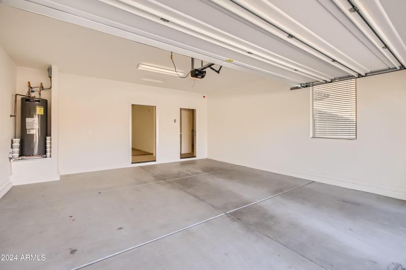 28 2nd Floor Garage Interior