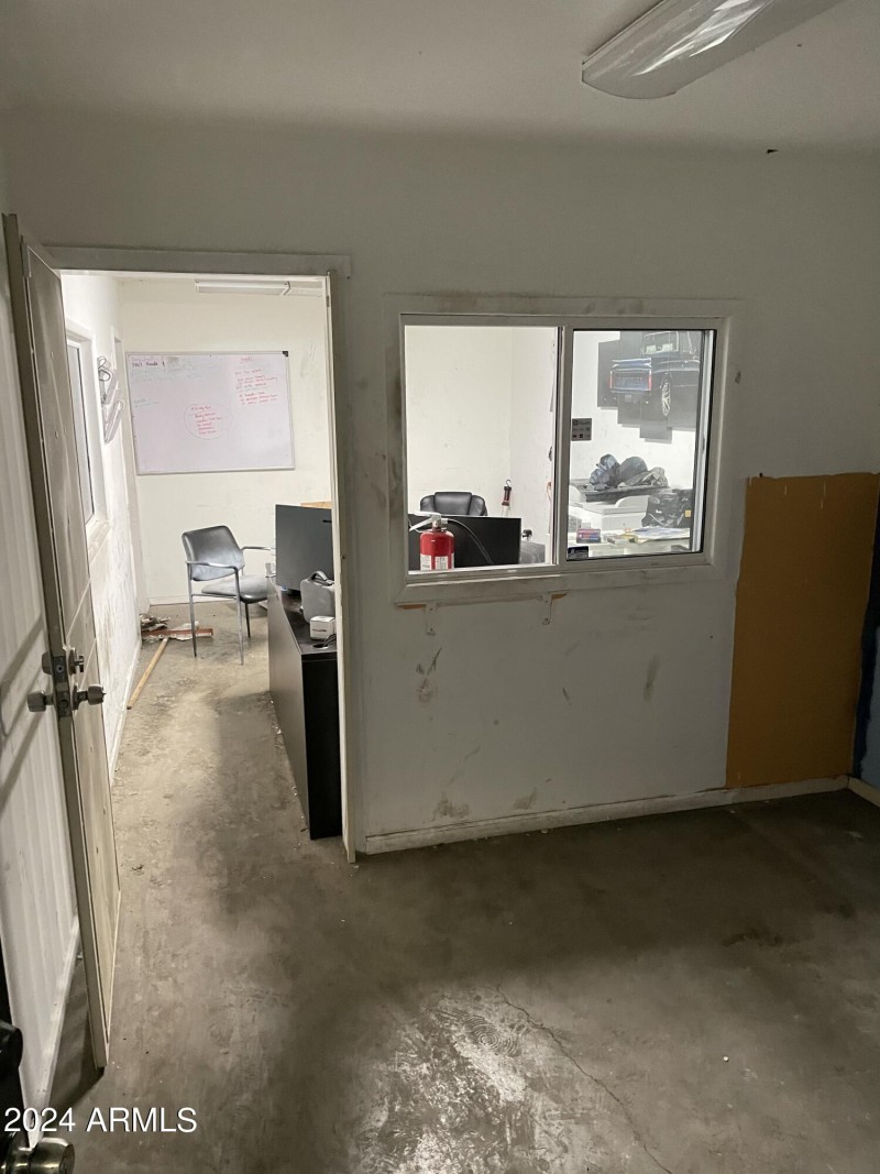 Back Auto Repair office