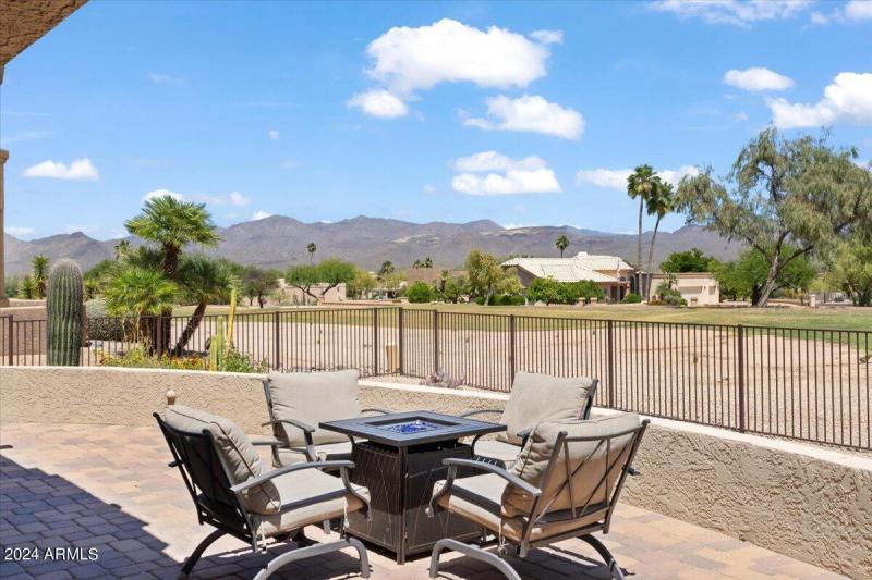 Quail Run 6th Fairway & Mountian Views