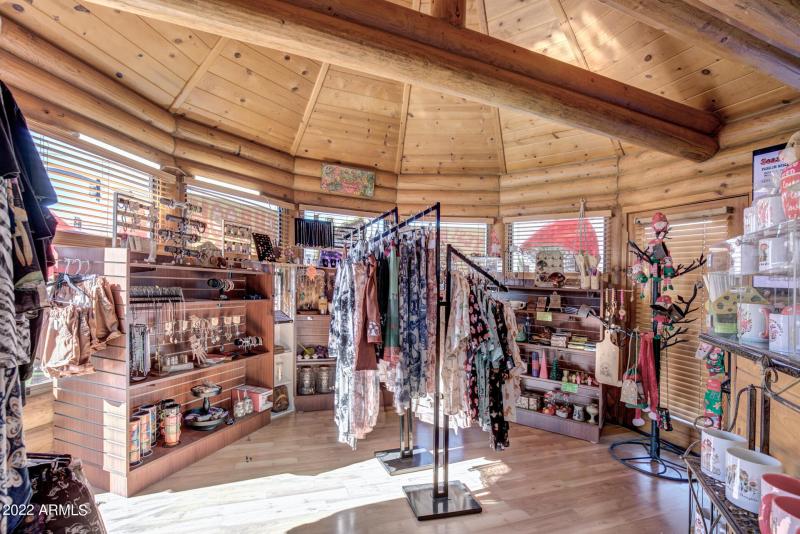 0D0A3321And7more_hr4 copy.jpgps