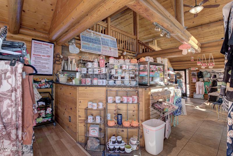 0D0A3331And7more_hr4 copy.jpgps