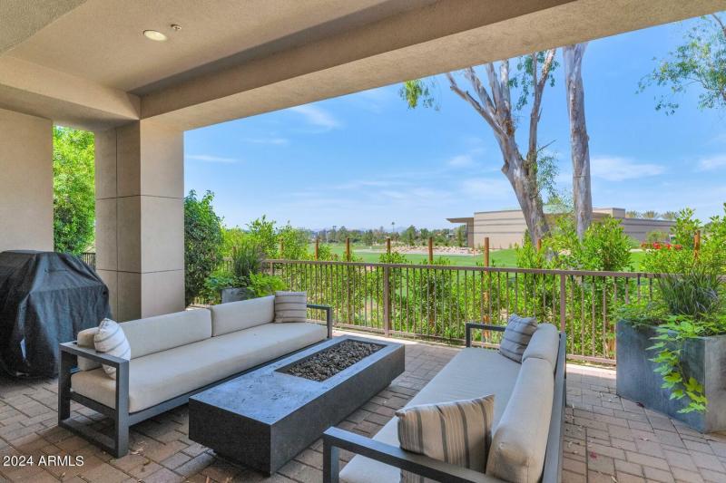 2 Biltmore Estates Dr-large-015-028-2 Bi