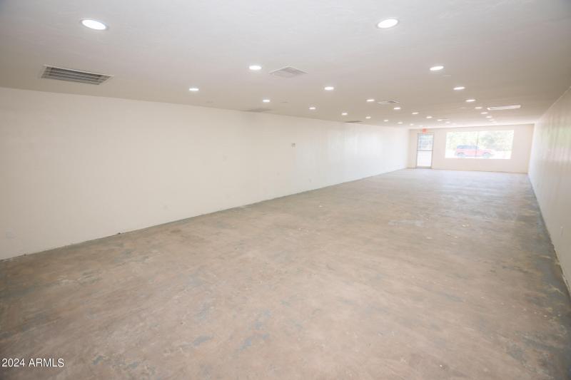 970 E Fry Blvd 06-12-2024 (6)