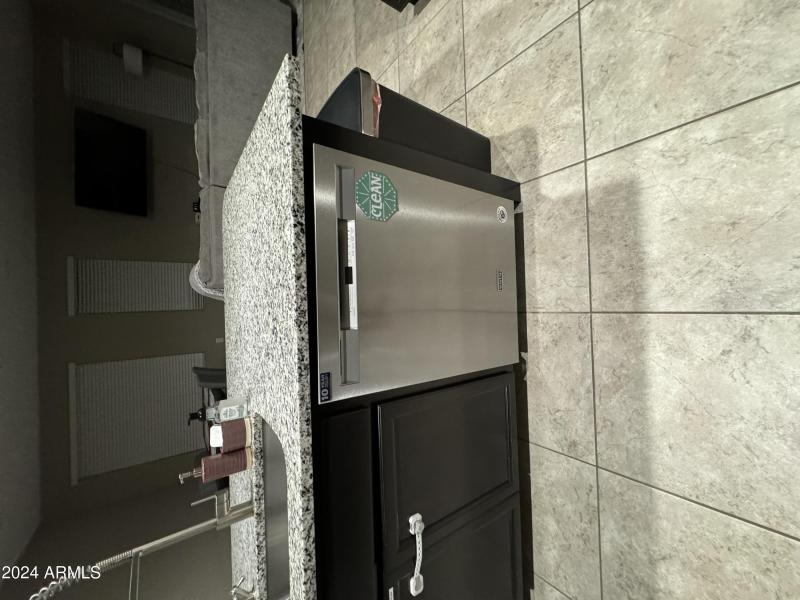 E08BD430-3AEF-44D7-8577-E0F8D3628869