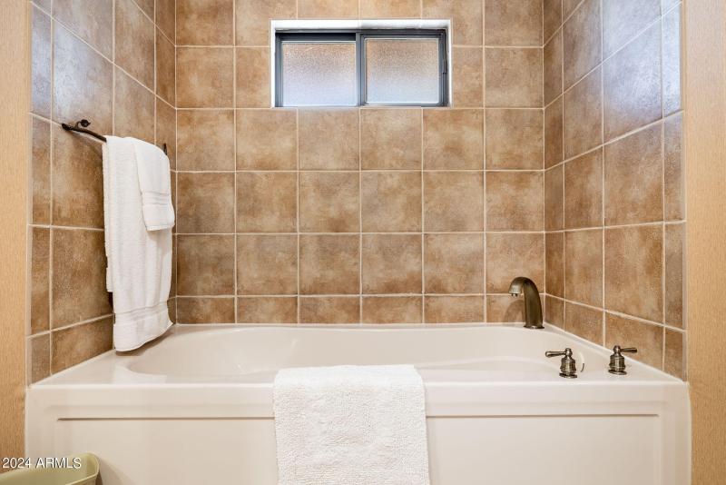 50-web-or-mls-36601-n-mule-train-rd-a5