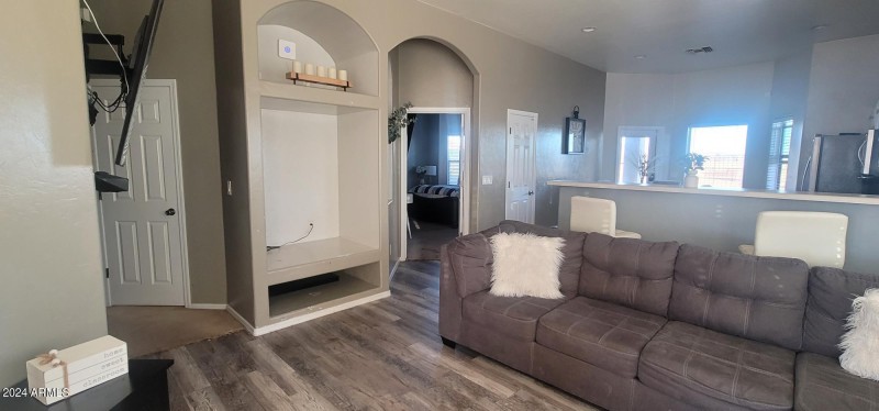 3731 CR living room area