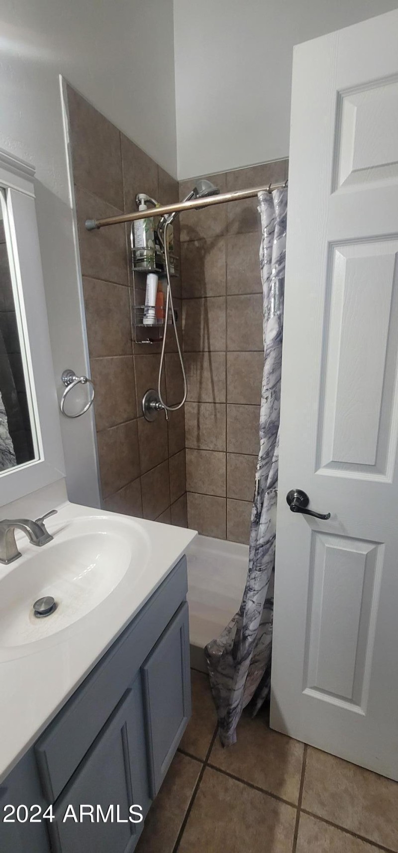 3731 CR Master bathroom shower