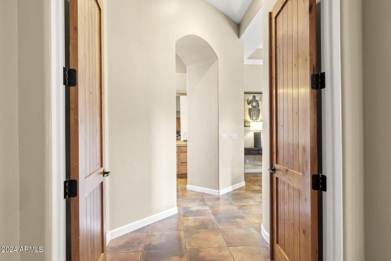 24_11362_E_Dale_Ln__024_mls