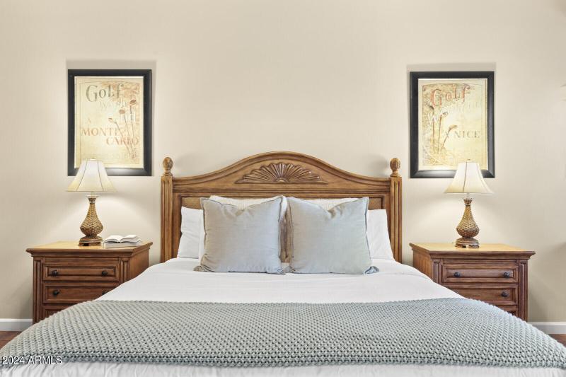 73_11362_E_Dale_Ln__073_mls