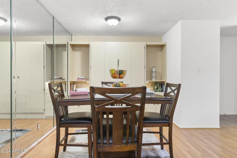 11-web-or-mls-5525-e-thomas-rd-unit-m11