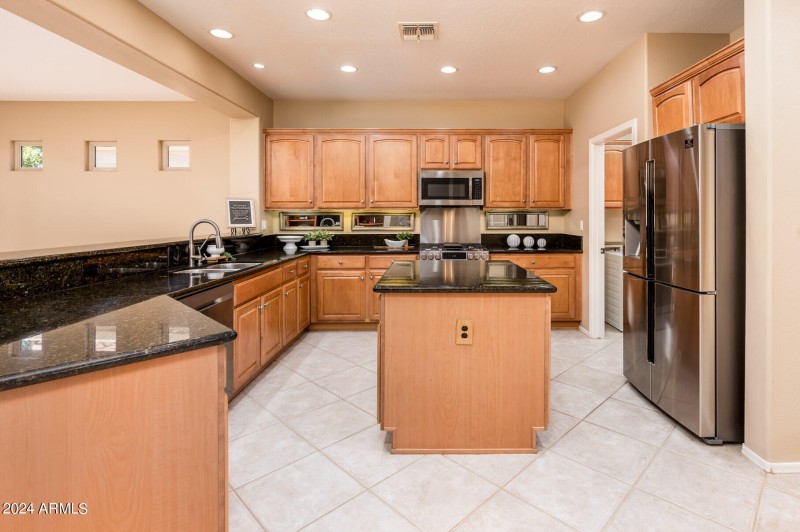 Nice San Ysidro Model
