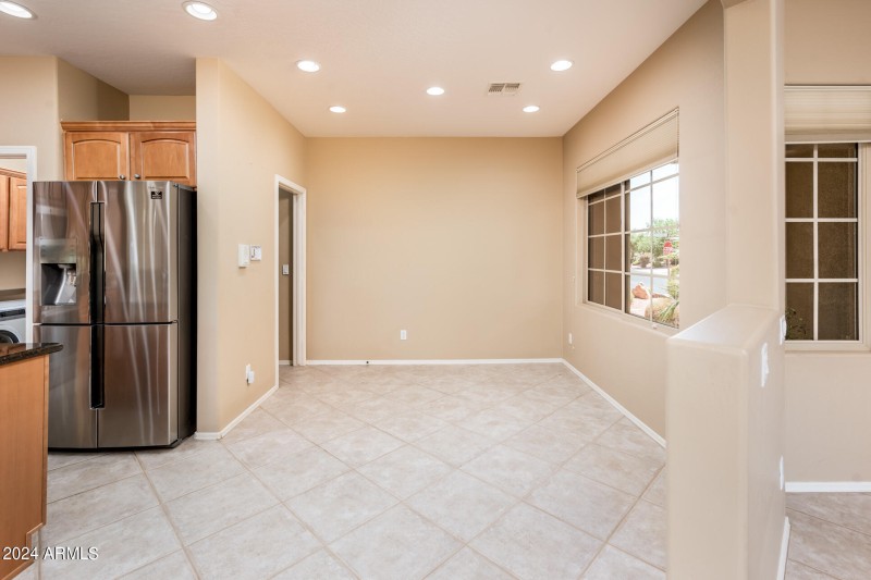 Spacious Nook Area