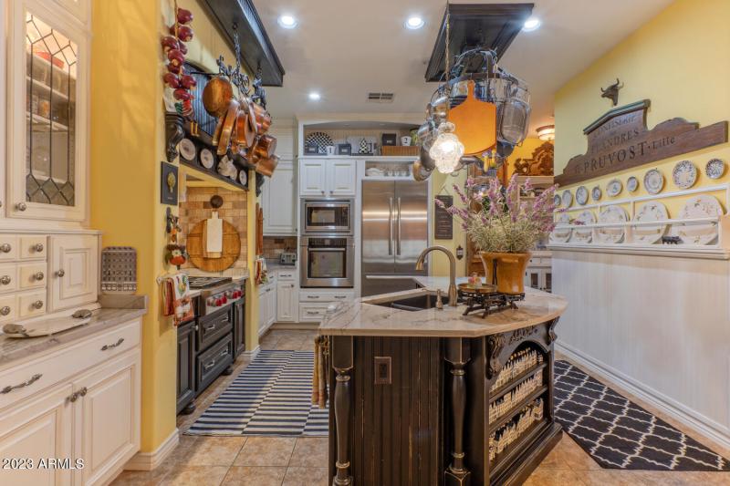 8882 E Flathorn Dr Scottsdale-large-011-