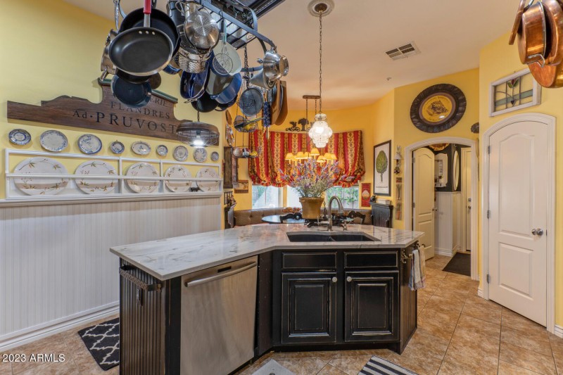 8882 E Flathorn Dr Scottsdale-large-014-