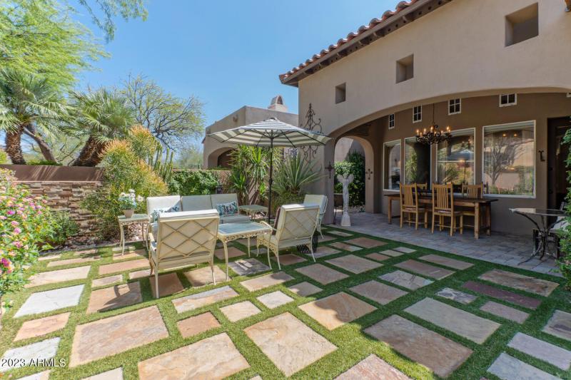 8882 E Flathorn Dr Scottsdale-large-024-