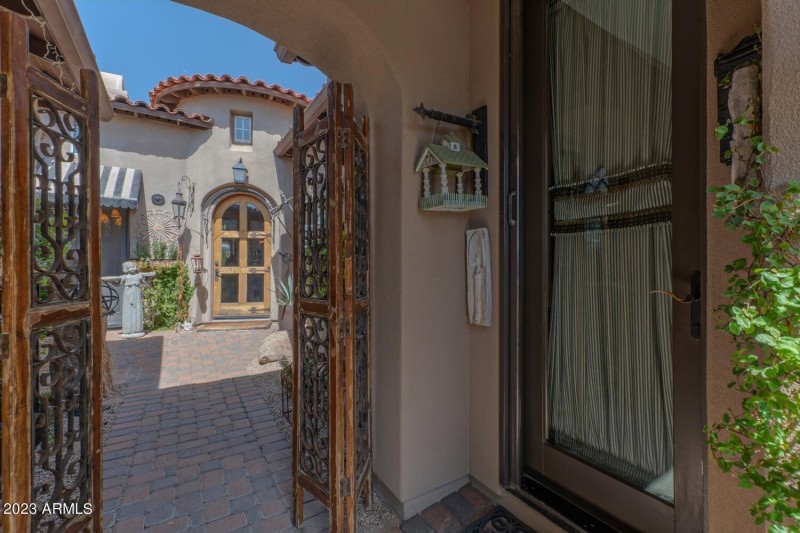 8882 E Flathorn Dr Scottsdale-large-030-