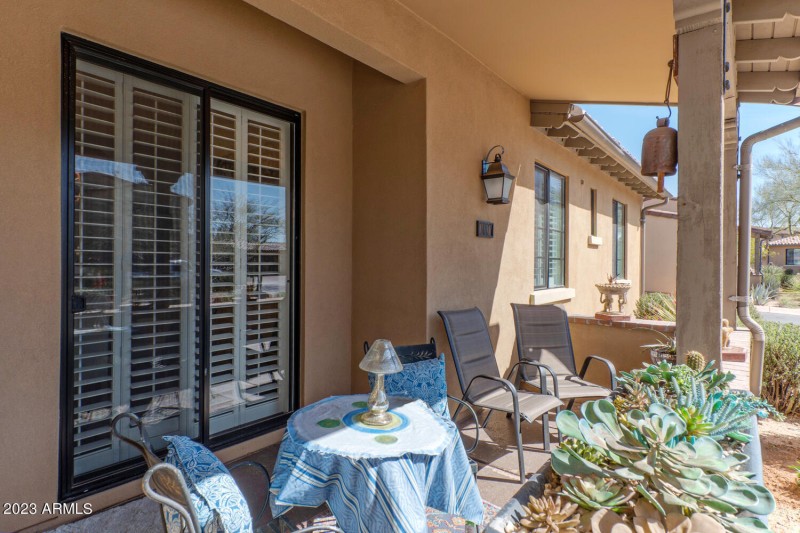 20704 N 90th Pl Unit 1001-large-021-023-