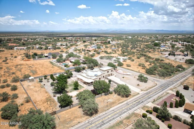 12013_1520 North San Gabriel