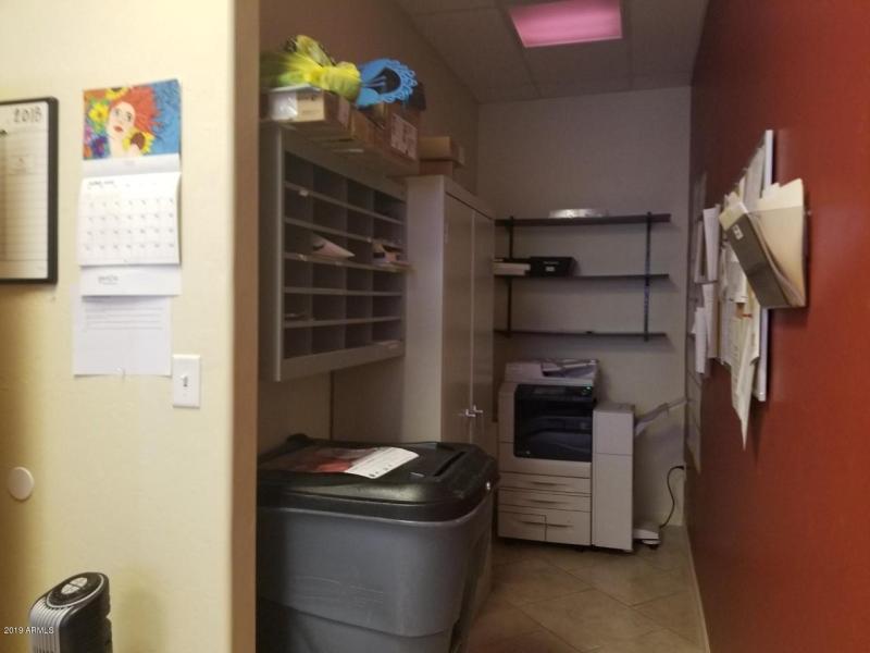 936 1st side printers room