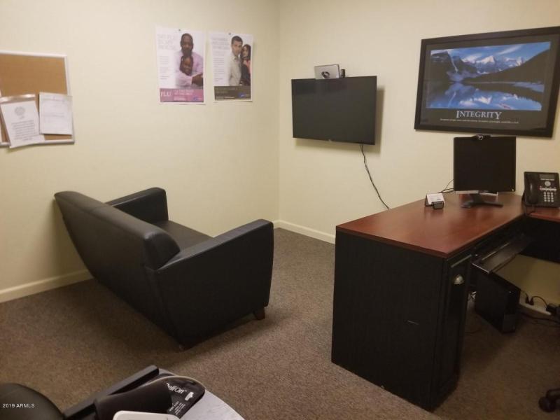 936 1st side office 5