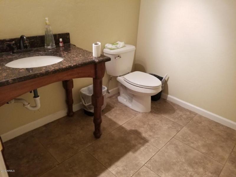 936 2nd side bathroom