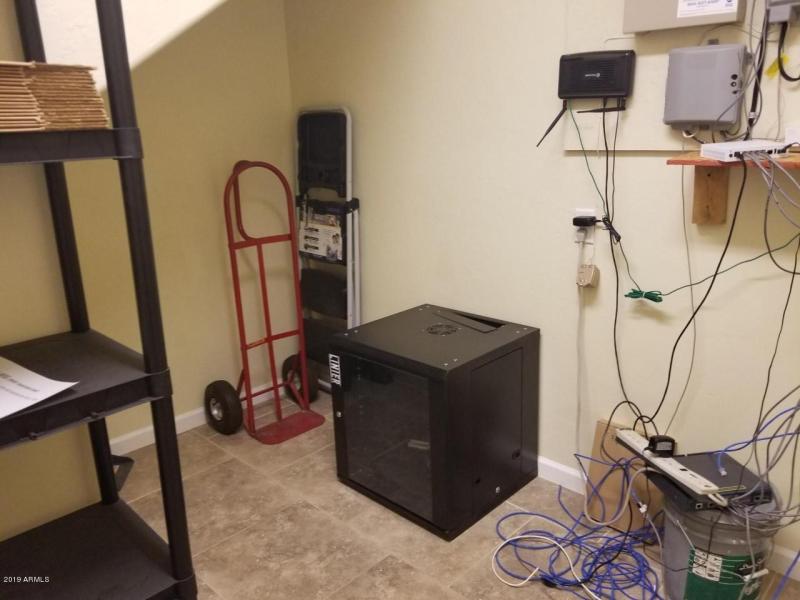 936 2nd side computer room