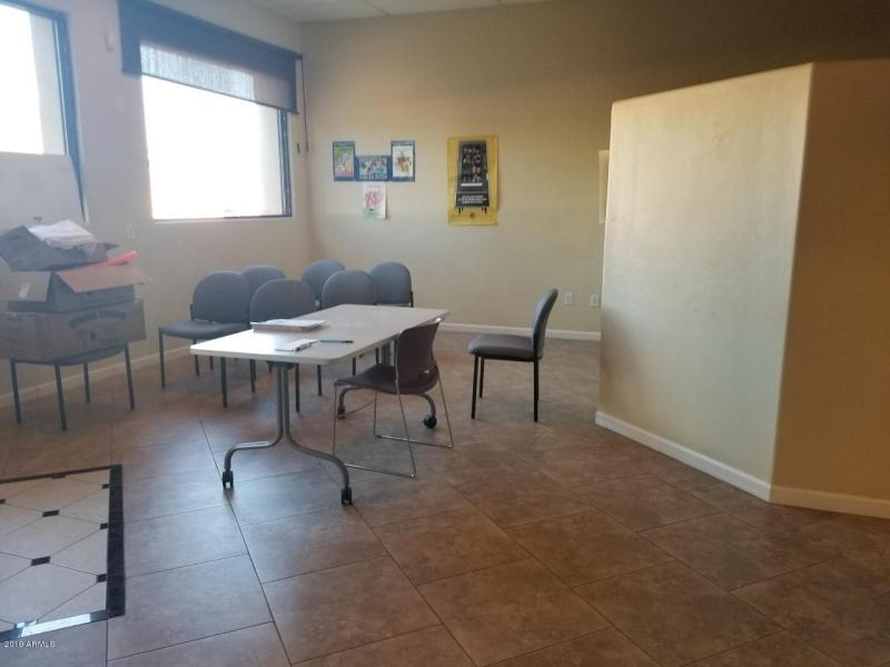 936 2nd side reception area