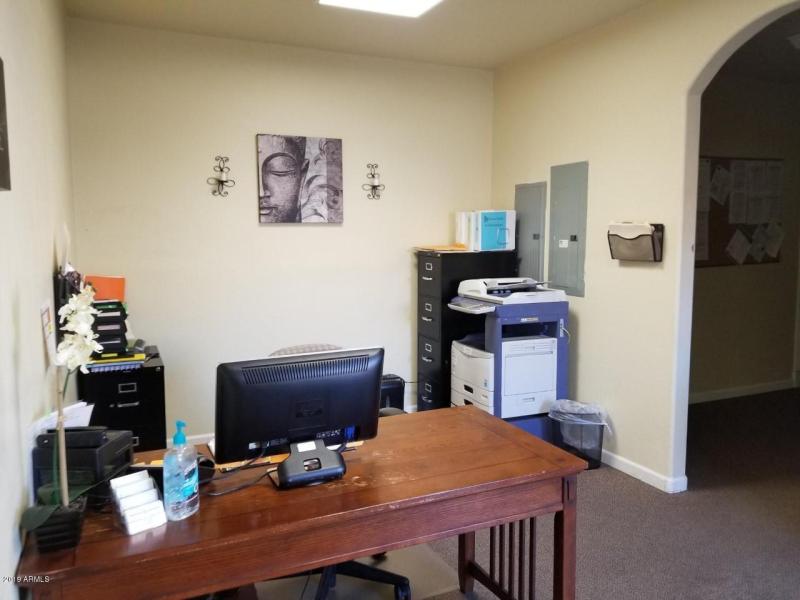 936 F reception area 1