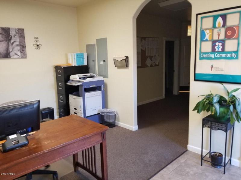 936 F reception and meeting room entranc