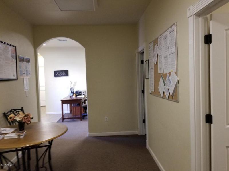 936 F meeting little room