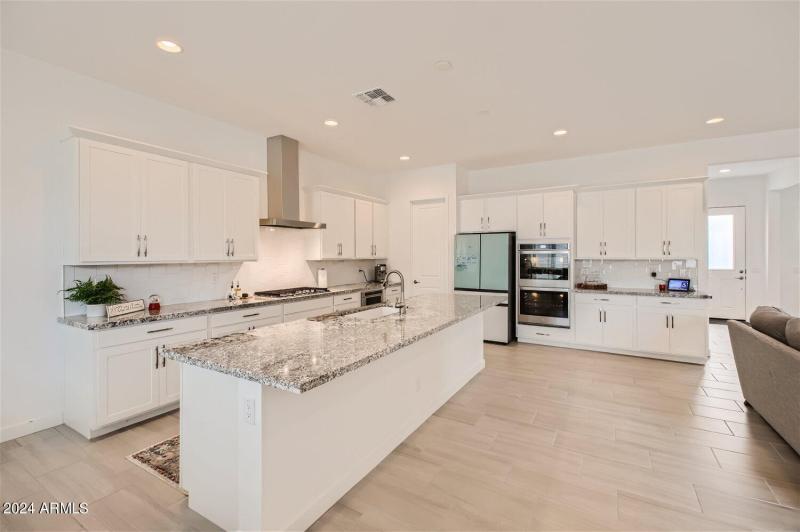 13138 N 173rd Ln - Web Quality - 009 - 1